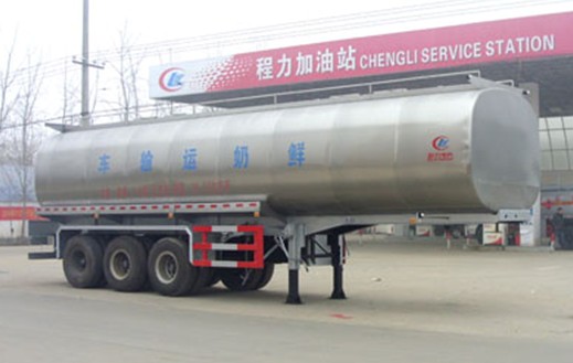 鮮奶運(yùn)輸半掛車圖片 鮮奶運(yùn)輸半掛車圖片