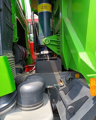 庫(kù)存重汽豪沃TX小四橋渣土車多方位圖片 庫(kù)存重汽豪沃TX小四橋渣土車多方位圖片