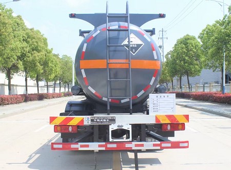 國六東風天錦化工車圖片 國六東風天錦化工車圖片
