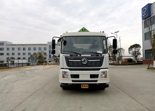 力神國(guó)六東風(fēng)天錦飛機(jī)加油車多方位圖片 力神國(guó)六東風(fēng)天錦飛機(jī)加油車多方位圖片