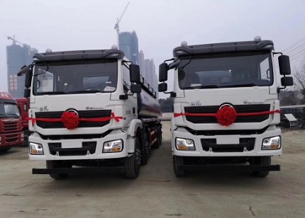 國(guó)五陜汽德龍前四后八供液車 國(guó)五陜汽德龍前四后八供液車