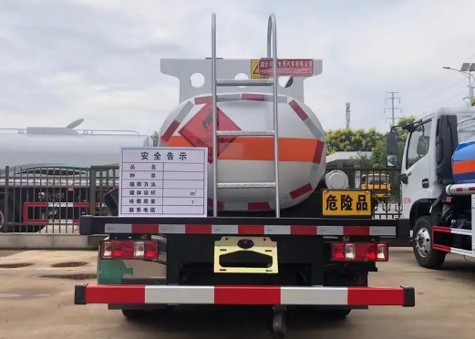 國(guó)六解放虎VR藍(lán)牌加油車油罐車 國(guó)六解放虎VR藍(lán)牌加油車油罐車