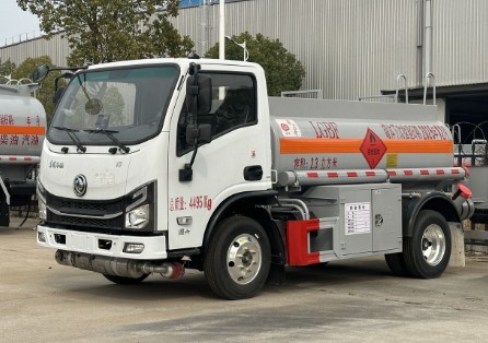 東風(fēng)華神藍(lán)牌2.3方加油車(chē)_楚勝牌CSC5040GJYEH6型加油車(chē) 東風(fēng)華神藍(lán)牌2.3方加油車(chē)_楚勝牌CSC5040GJYEH6型加油車(chē)
